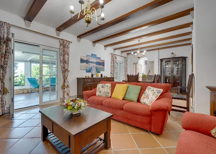 Buganvilias By Delilah Collection *